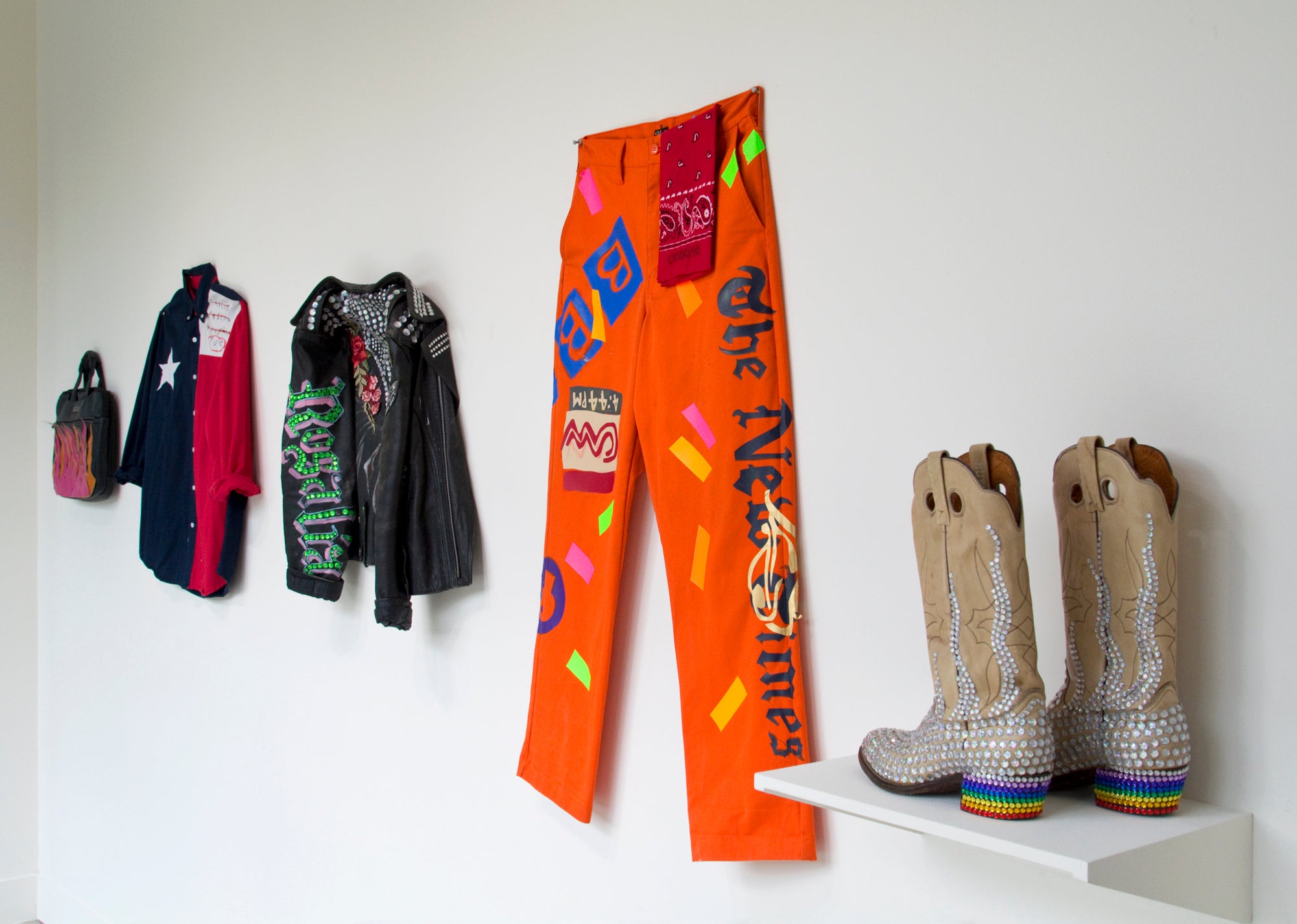 artwork by Saakred, Visual Arts Center, UT Austin